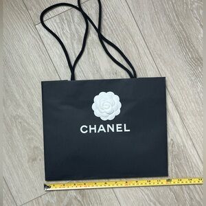 Chanel shopping bag